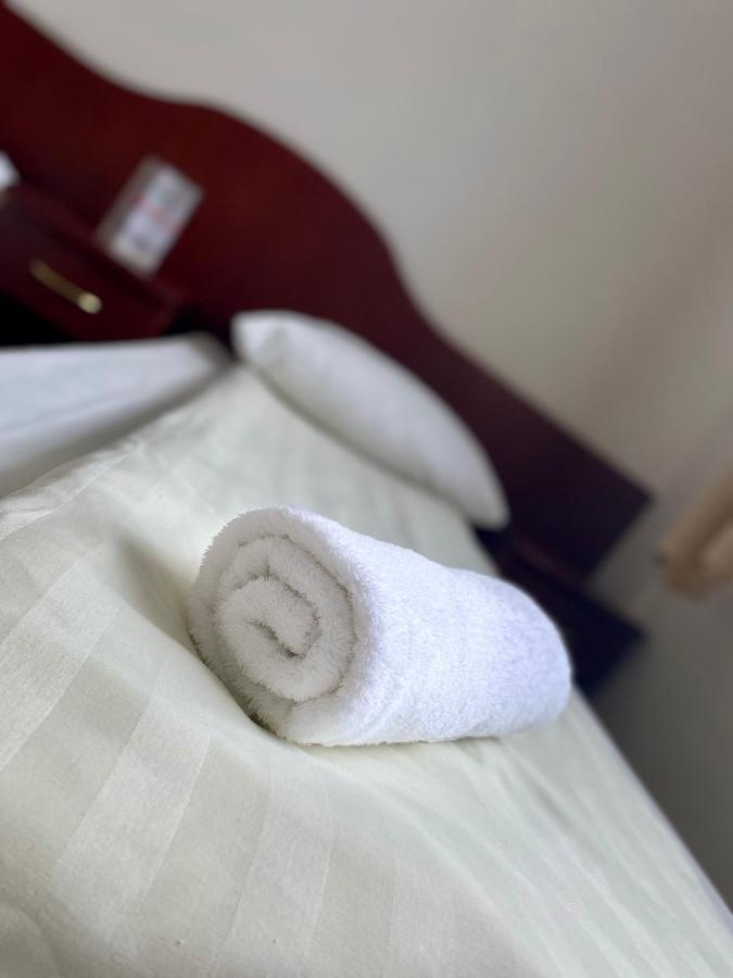 Dom Turysty Sanok Aparthotel Bagian luar foto