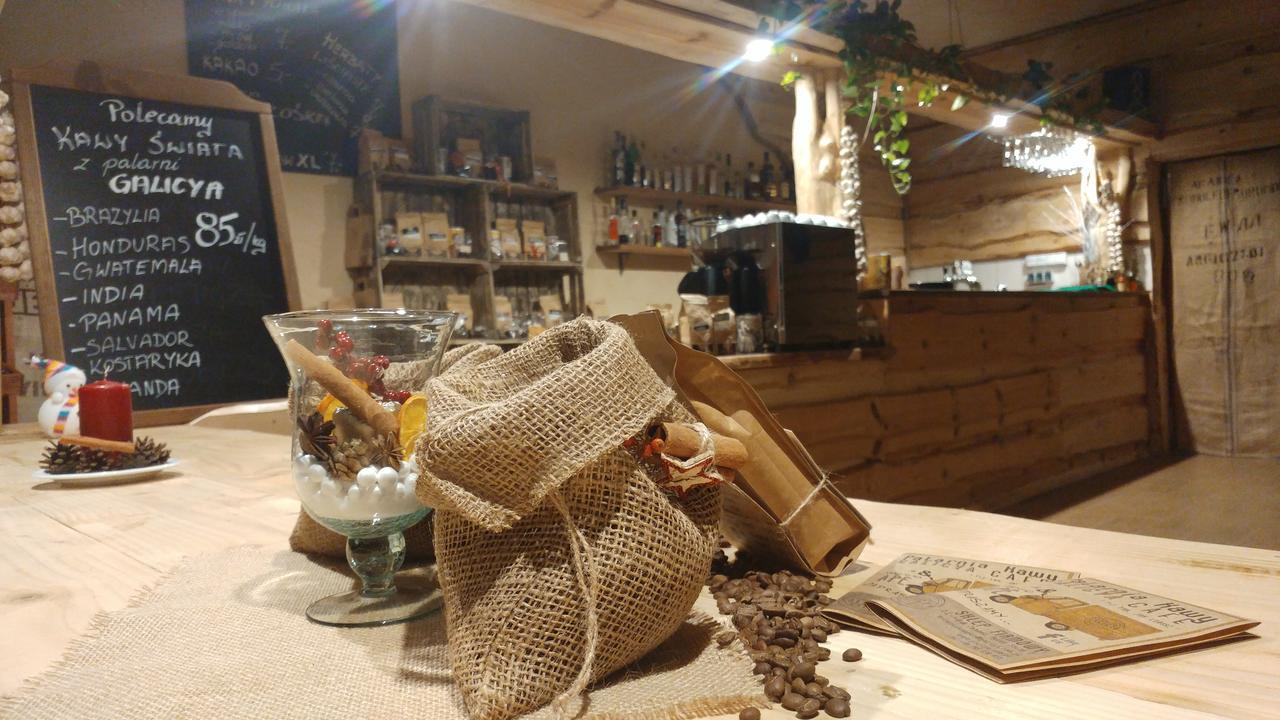 Dom Turysty Sanok Aparthotel Bagian luar foto